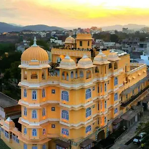 Hotel Bloom Boutique L Pichola